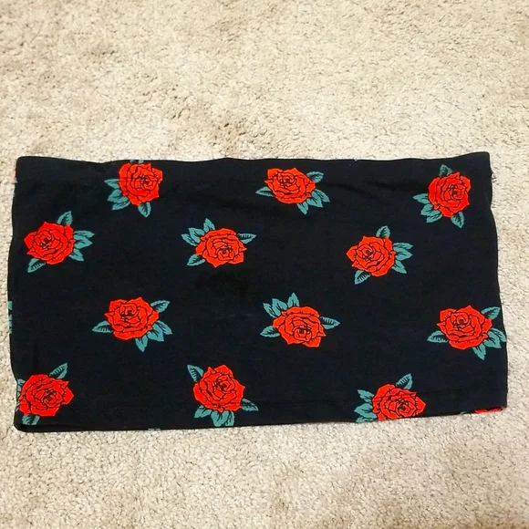 Assorted Patterned Tube Tops - Picture 3 of 4